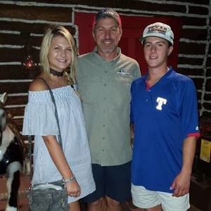 Meet your Posher, Tanner